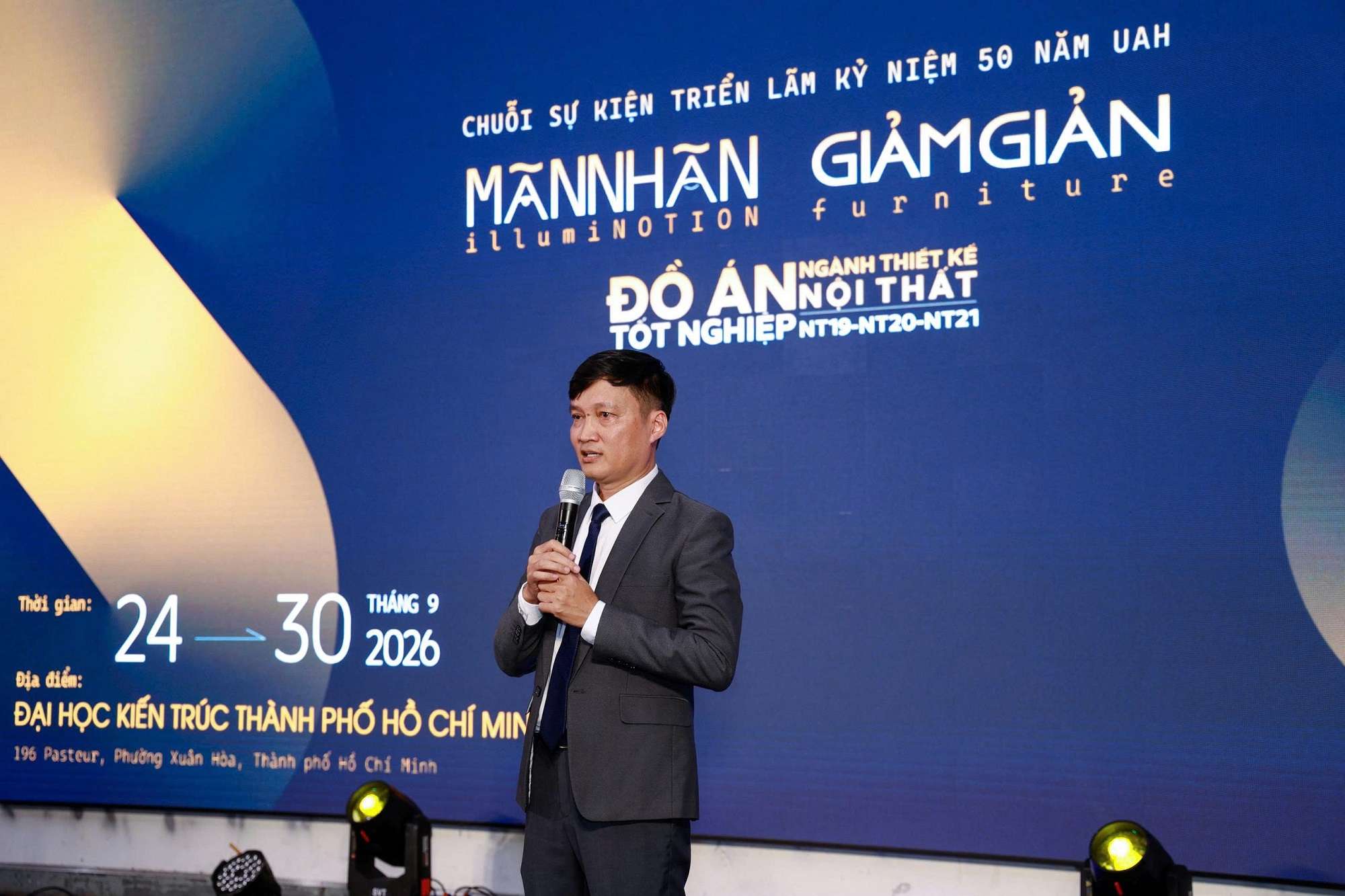 amy-grupo-dong-hanh-cung-trien-lam-man-nhan-nhan-ky-niem-50-nam-uah-7.jpg