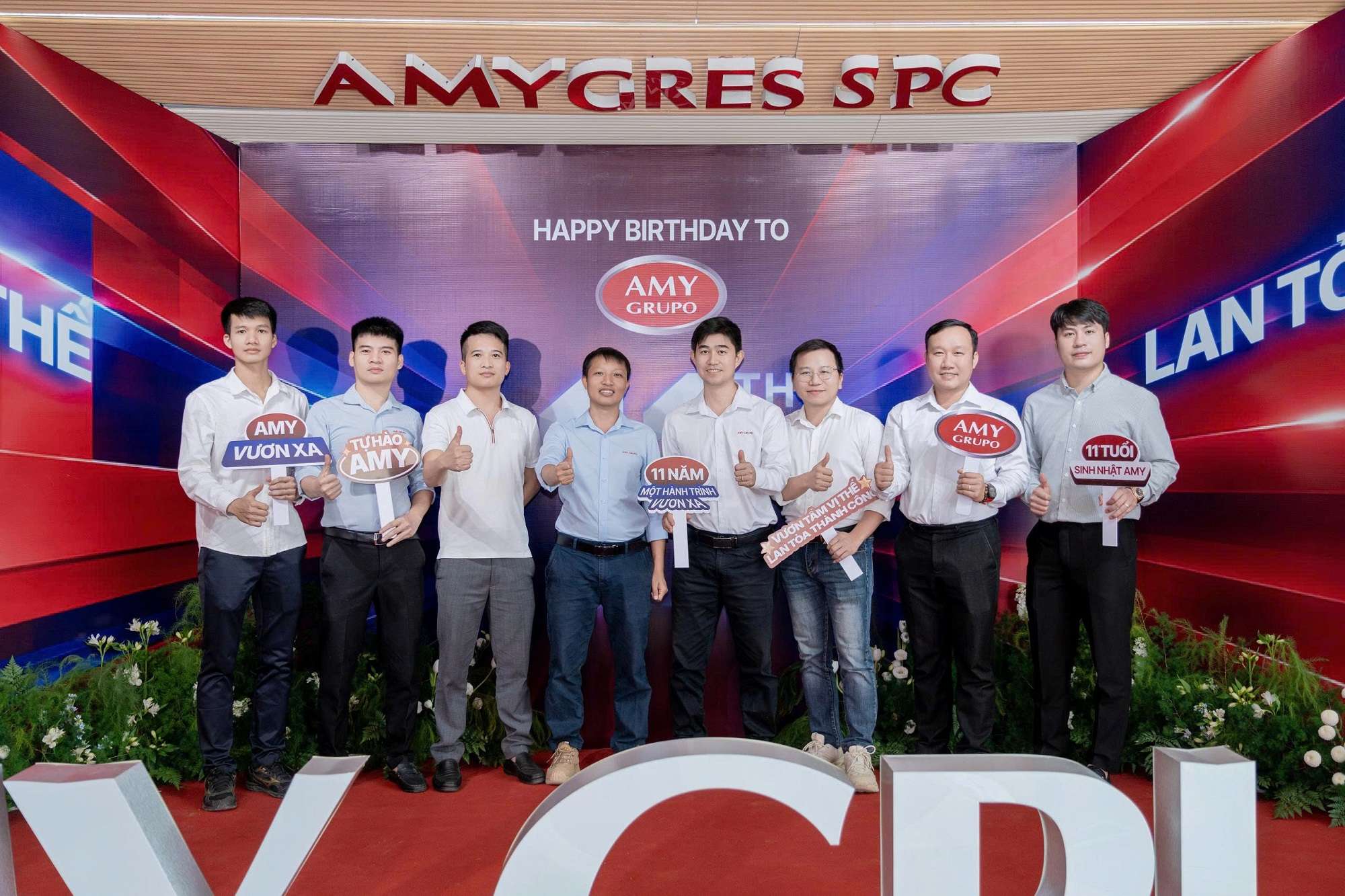 happy-birthday-amy-grupo-11-years-vuon-tam-vi-the-lan-toa-thanh-cong-4.jpg