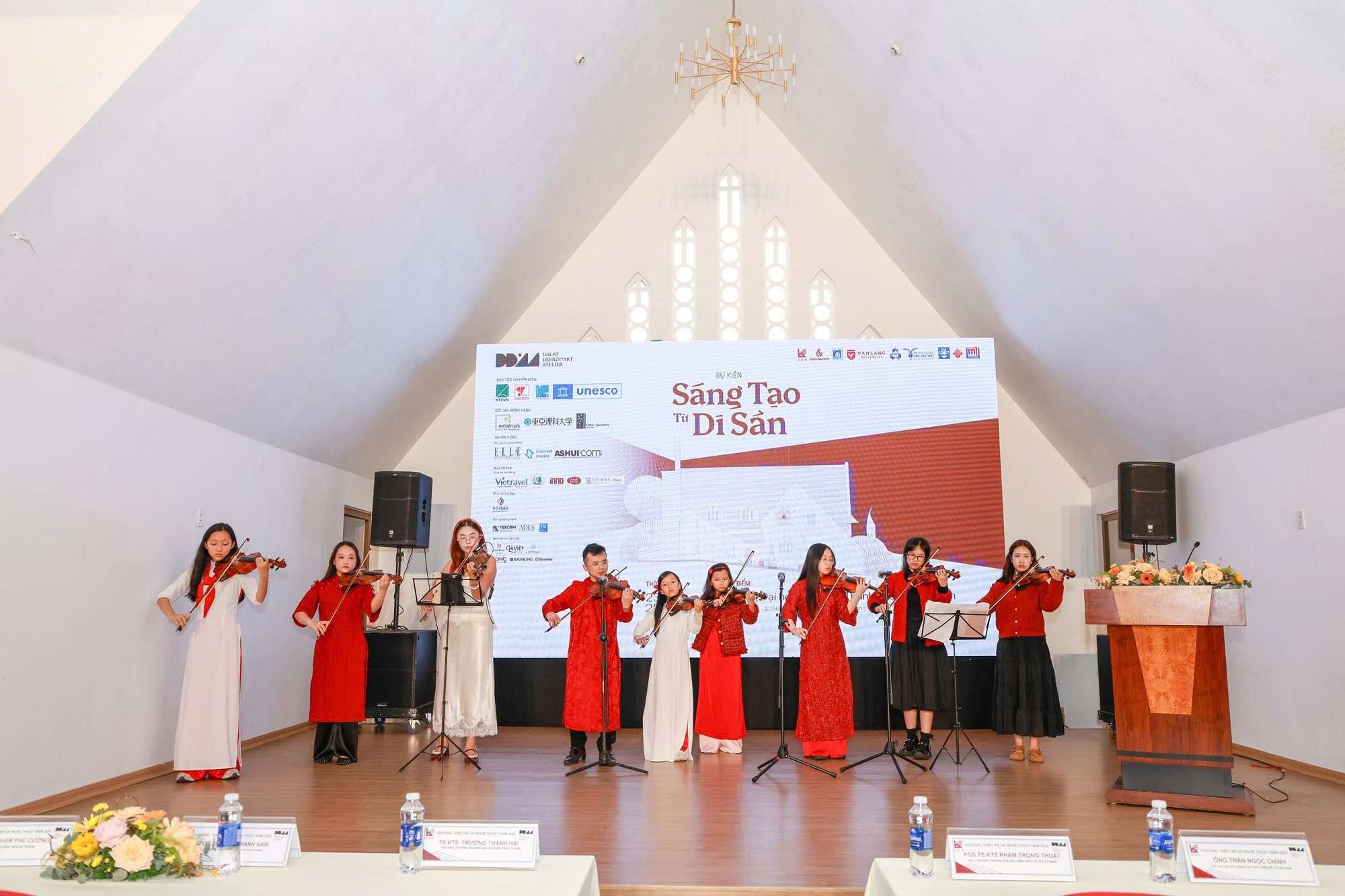 tu-di-san-den-sang-tao-amy-grupo-dong-hanh-cung-ddaa-2026-14.jpg
