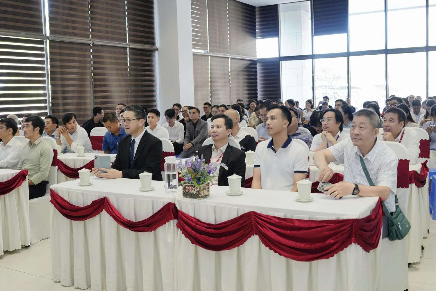 tu-giang-duong-den-cong-trinh-hanh-trinh-20-nam-kien-tao-gia-tri-1.jpg
