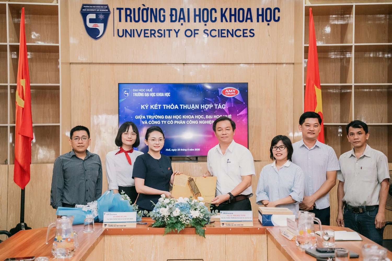 amy-grupo-va-truong-dai-hoc-khoa-hoc-dai-hoc-hue-ket-noi-tri-thuc-dong-hanh-kien-tao-tuong-lai-2.jpg