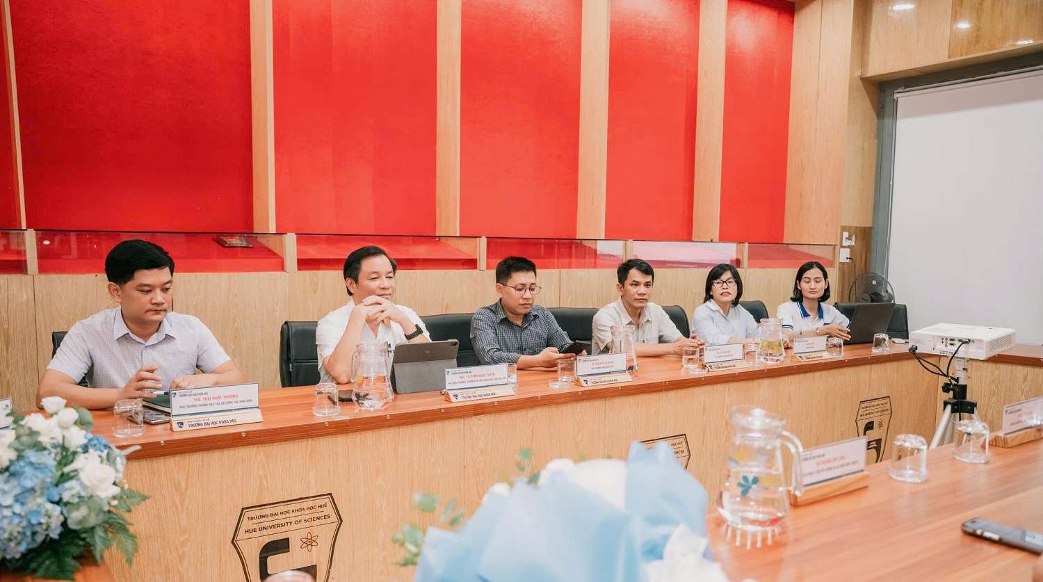 amy-grupo-va-truong-dai-hoc-khoa-hoc-dai-hoc-hue-ket-noi-tri-thuc-dong-hanh-kien-tao-tuong-lai-6.jpg