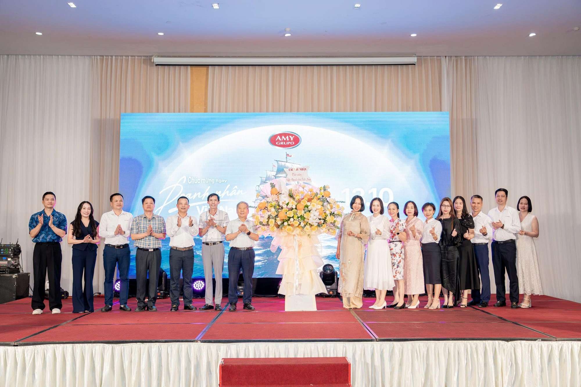 AMY GRUPO CHÚC MỪNG NGÀY DOANH NHÂN VIỆT NAM 13.10