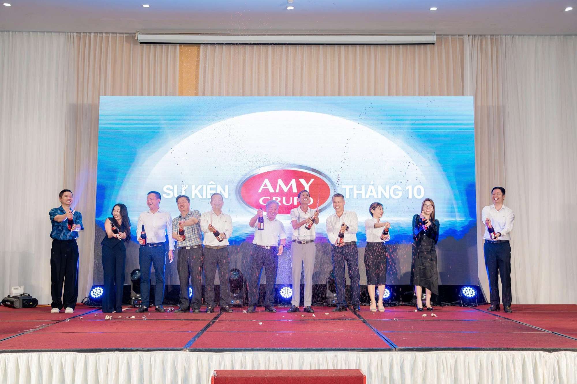 amy-grupo-chuc-mung-ngay-doanh-nhan-viet-nam-13-10-6.jpg