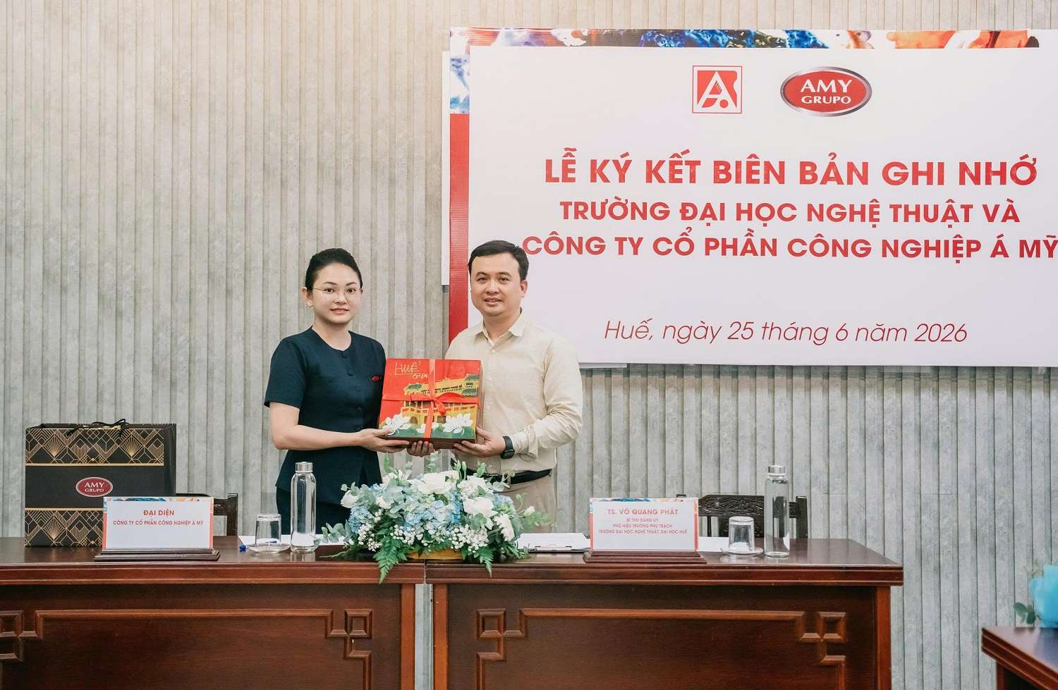 amy-grupo-va-truong-dai-hoc-nghe-thuat-dai-hoc-hue-ky-ket-hop-tac-uom-mam-tai-nang-thiet-ke-nang-tam-khong-gian-song-4.jpg