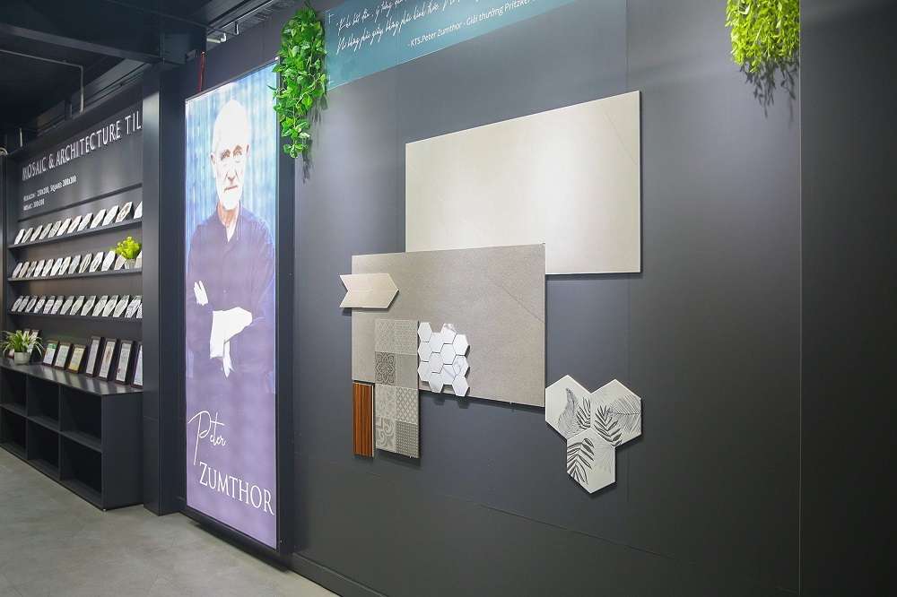 dong-day-xuc-cam-trong-buoi-khai-truong-showroom-amygres-bac-kan-7.jpg