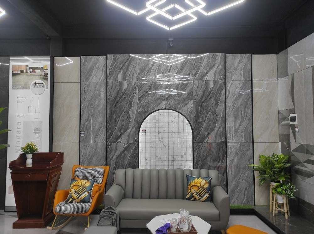 nhung-khoanh-khac-an-tuong-tai-buoi-khai-truong-showroom-amygres-linh-tho-4.jpg